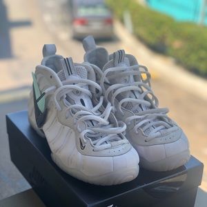 RARE NIKE FOAMPOSITES